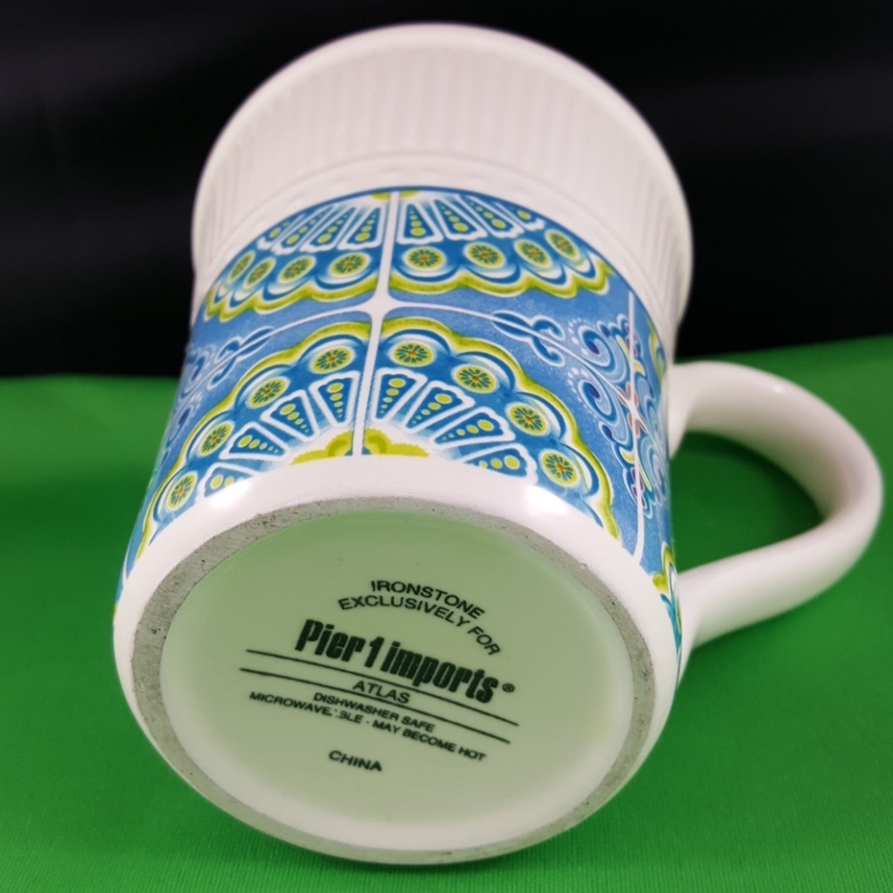 ATLAS Mug, PIER 1 Imports Geometric Design, 14 Fl.oz - Picture 3 of 10